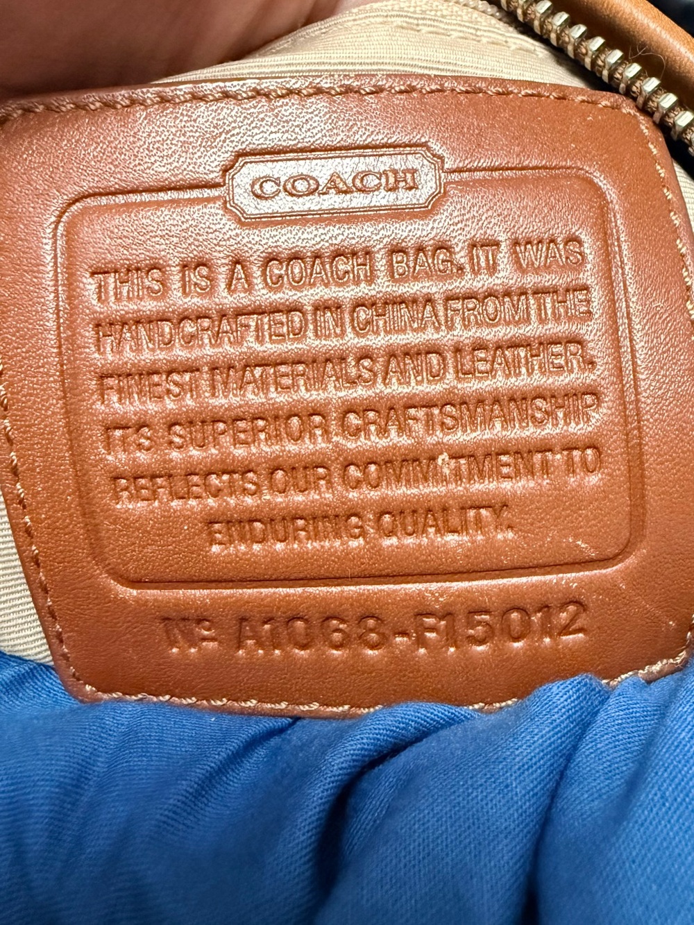 Coach Sara Shoulder Bag - Picture 2 of 16